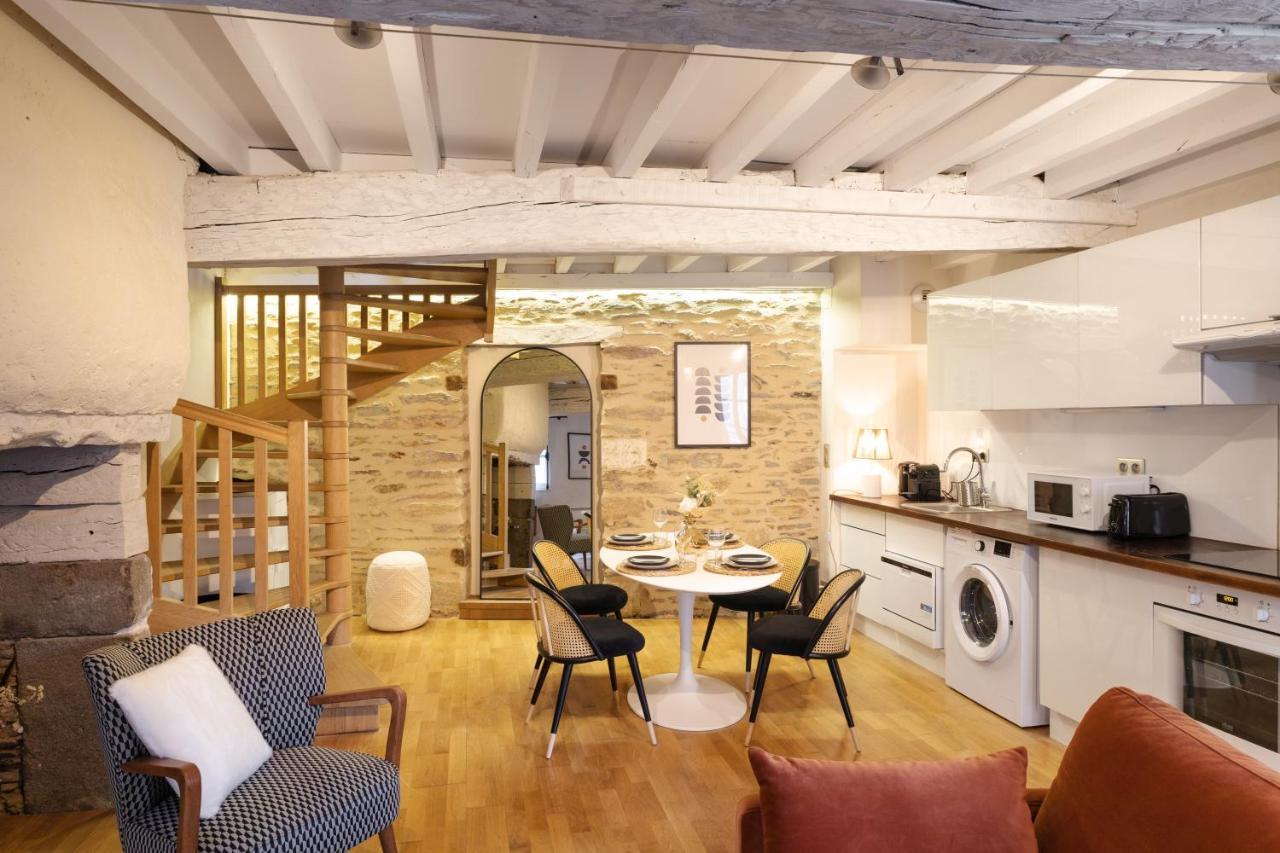 La Tourelle & L'Honore - 2 Appartements Dans Le Centre Historique De Rennes Kültér fotó
