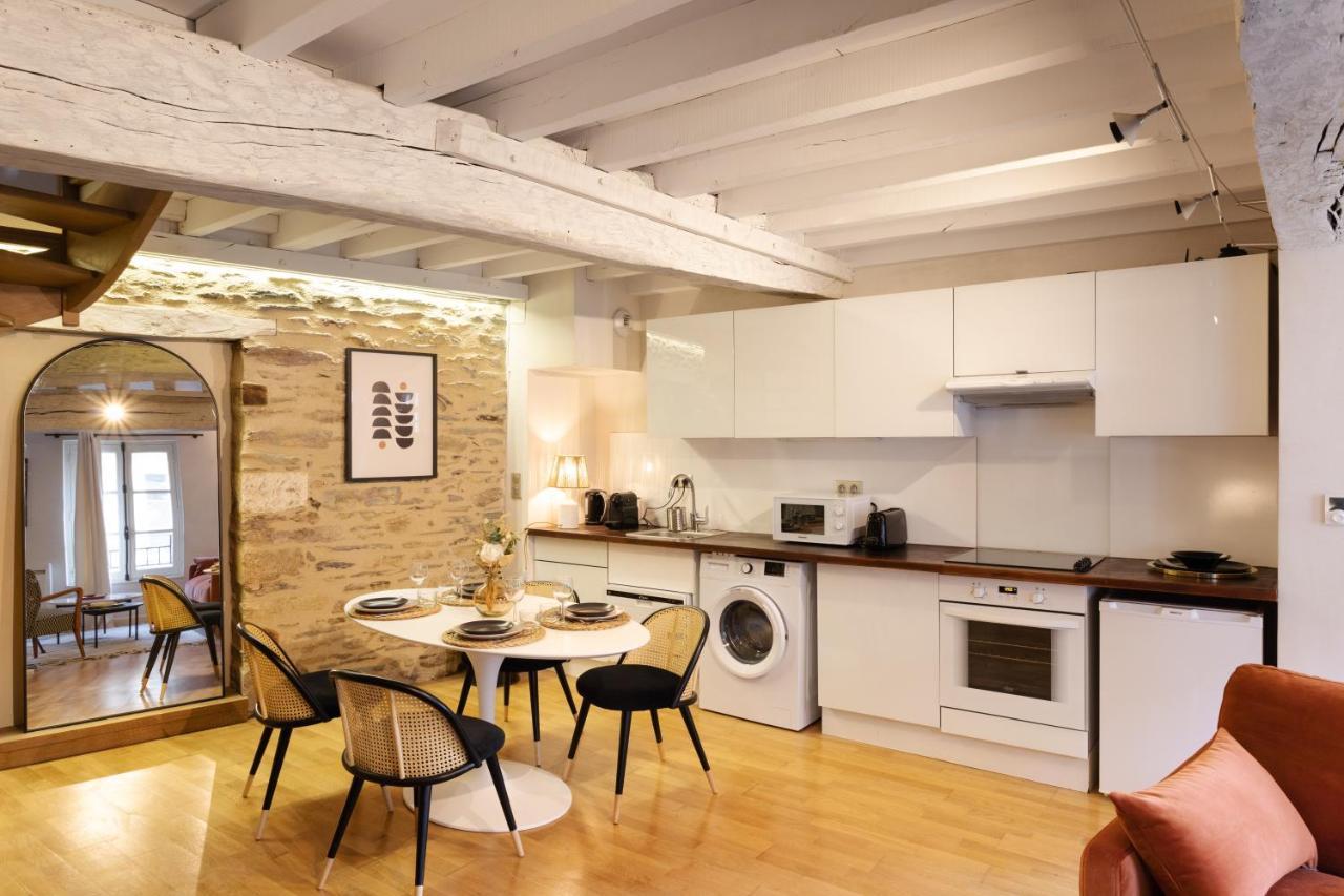 La Tourelle & L'Honore - 2 Appartements Dans Le Centre Historique De Rennes Kültér fotó